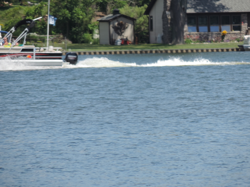 Oakland County lake sizes
