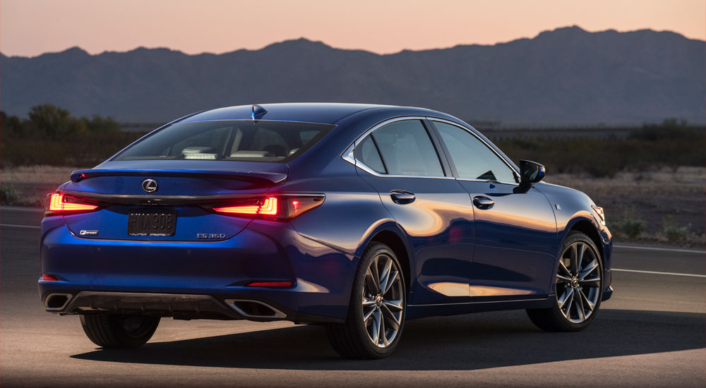 2019 Lexus IS300