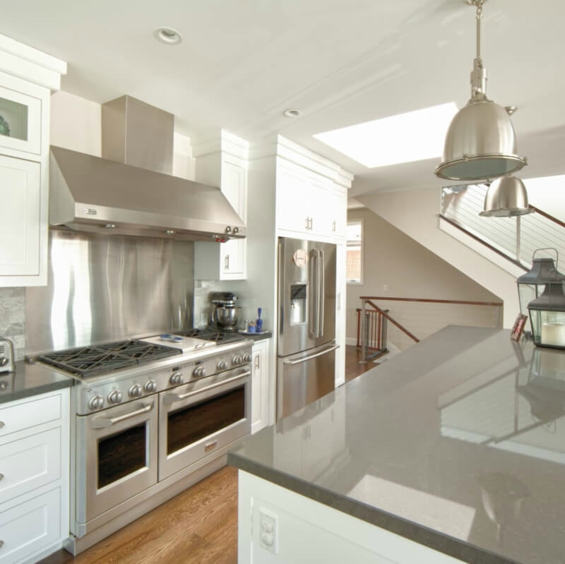 2high gloss quartz