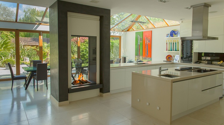 Efficiently Heats Large or Open Spaces