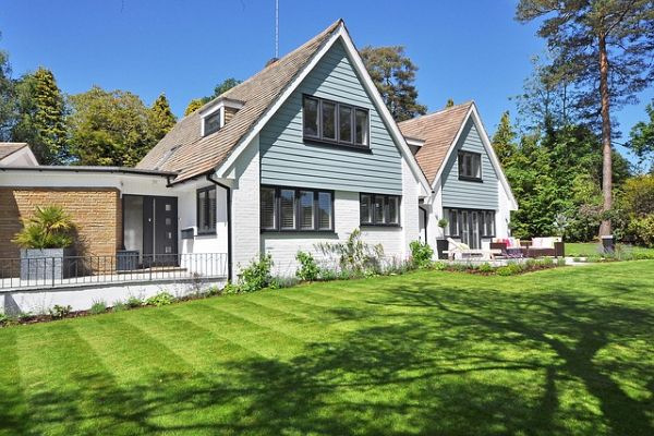 Beautiful home New England style 600 Pixabay