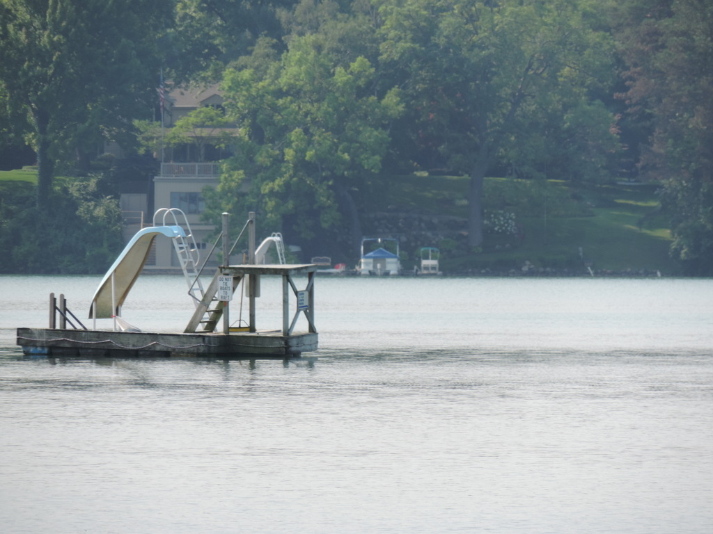Homes on Green Lake in West Bloomfield 