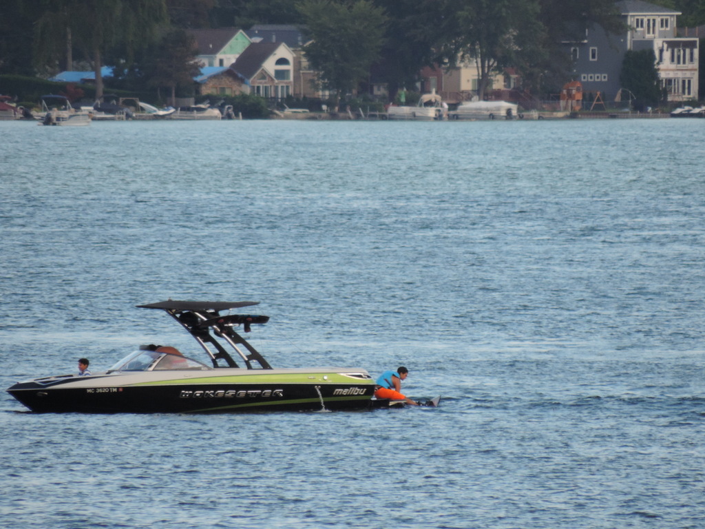 Boating on Cass Lake