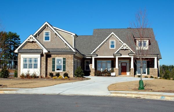 Driveway suburb 600 Pixabay