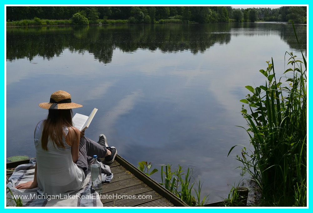 Lakefront real estate in Oakland County- Be one of the exclusive owners of a lakefront home for sale in Oakland County!