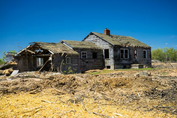 Old house 600 Unsplash