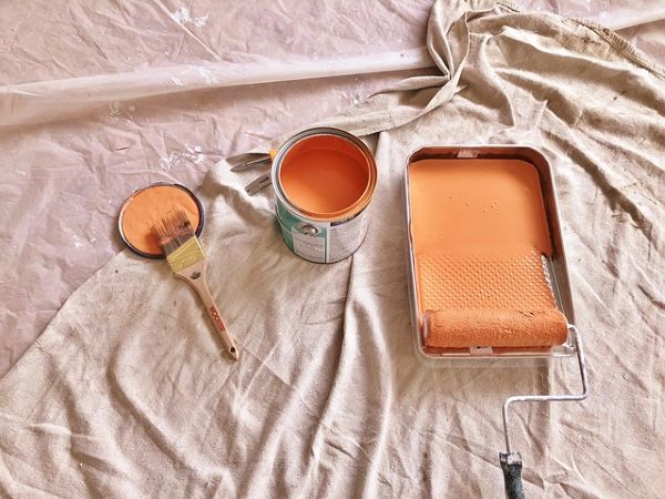Orange paint 600 Pixabay