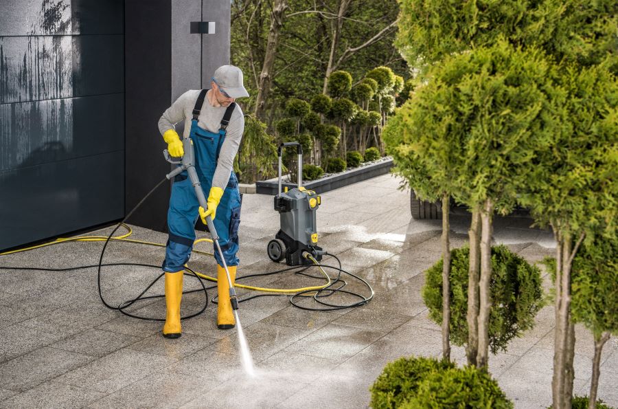 Pressure washing2 Adobe No BS