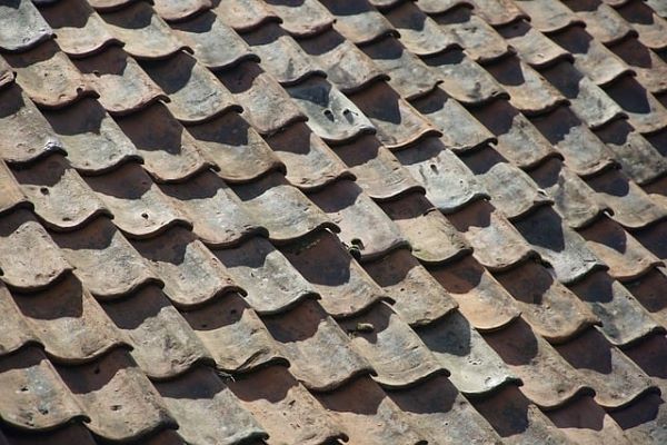 Roof tiles 600 Pixabay