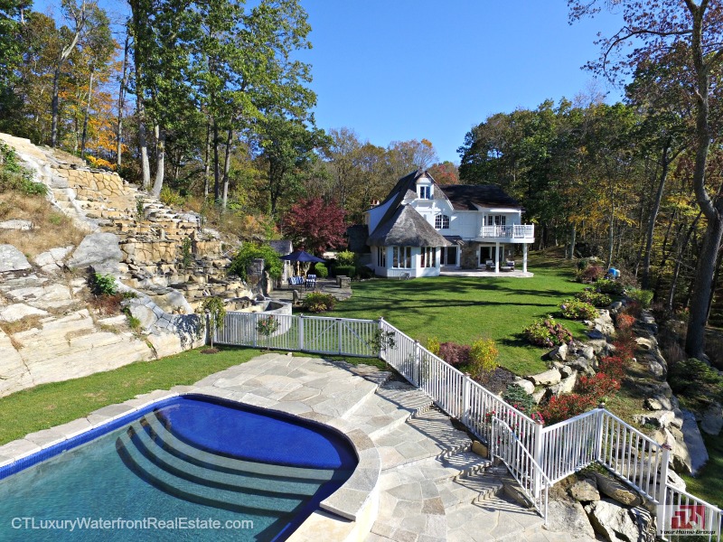 Top Amenities Luxury Waterfront Rea Estate CT Indoor outdoor Living