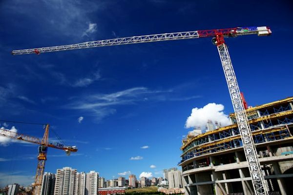 Tower crane 600 Pexels