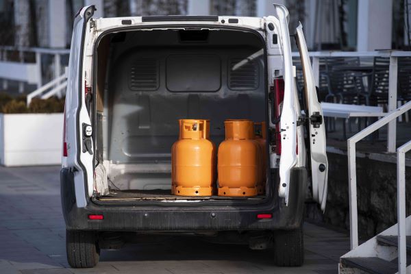 Two propane tanks 600 No BS 4049703