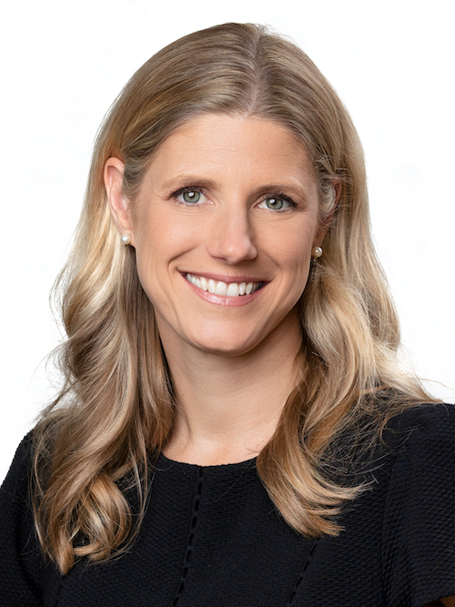 Betsy Cameron Headshot 1
