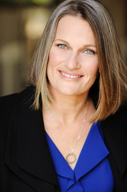 SaraG Headshot Coaches
