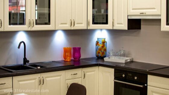 What are the things to fix when selling a house Secondary Image