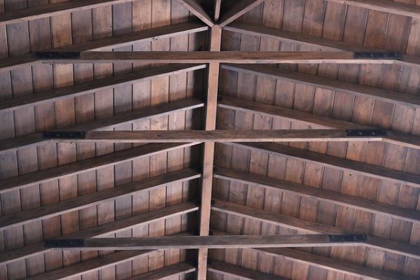 Wooden roof 600 Pixabay