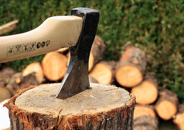 axe 1705787 640