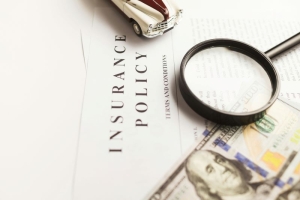 Why Landlords Should Look for Renter's Insurance