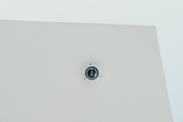 4 Reasons to Have Home Security Cameras