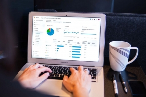 Guide to Staying Up-to-Date on Real Estate Market Trends