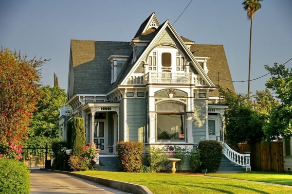 Tips for Restoring Curb Appeal After the Storm