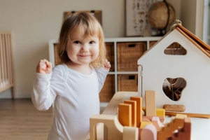Enhancing Real Estate Appeal: Kid-Friendly Room Designs with Advanced Tech and Safety Features