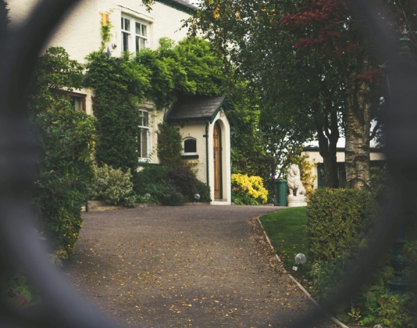 4 Things to Consider When Buying a Home at Auction
