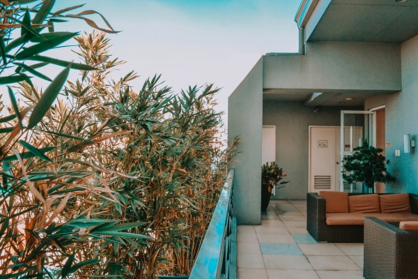 Housing Counsel: Who's Responsible for Areas Outside Your Condo Unit