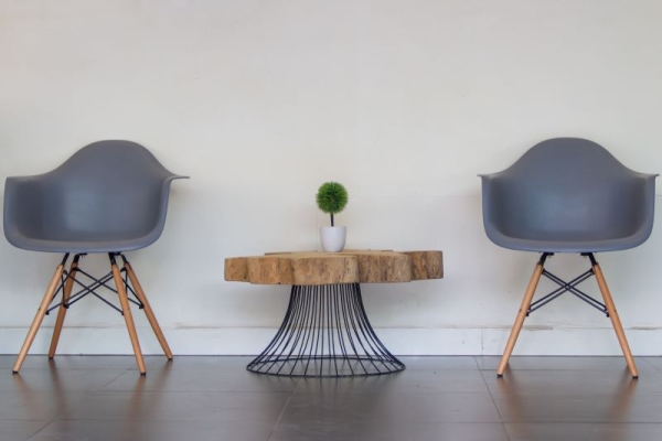 5 Ways to Add Rustic Charm to Your Living Room