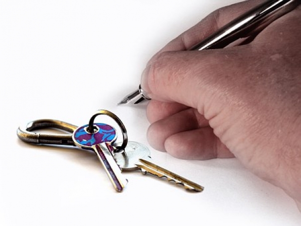 How Much Notice Do I Need to Give to End my Residential Lease?