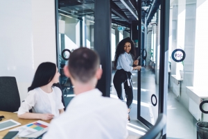 What To Look For In A Meeting Room For Hire