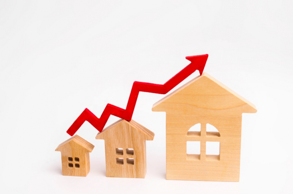 Prices of the Most and Least Expensive U.S. Homes Are Surging the Fastest