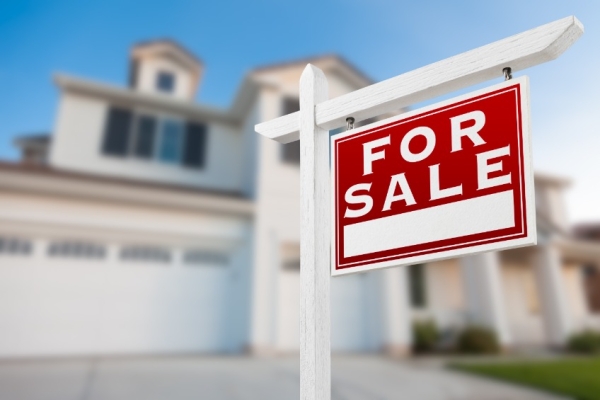 The U.S. Housing Market Has Nearly 500,000 More Sellers Than Buyers—the Most on Record. That Will Likely Cause Home Prices to Fall.