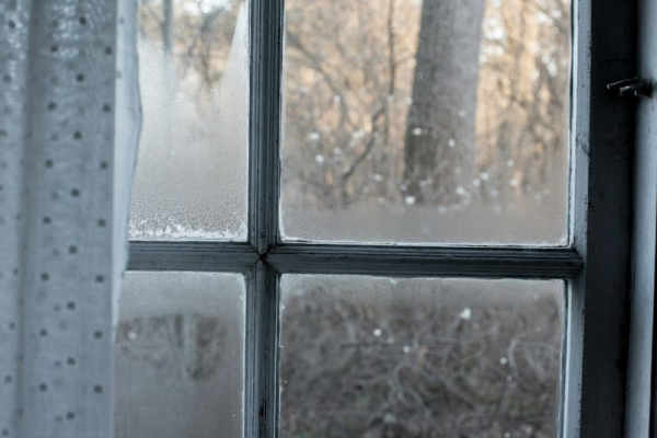 8 Signs Your Real Estate Needs Window Replacement