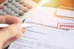 FHA vs. Conventional Loan: Which is Right for You?