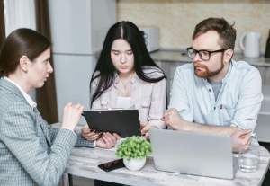 What You Should Ask Before Borrowing an Emergency Loan