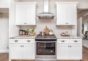 Effects of Oven Cleaner on Kitchen Counter Tops