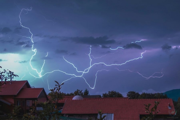 How to Prepare Your House for a Big Storm
