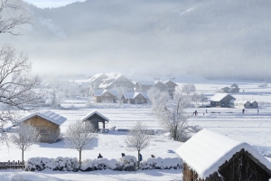 What to Do If You're in the Path of a Bomb Cyclone