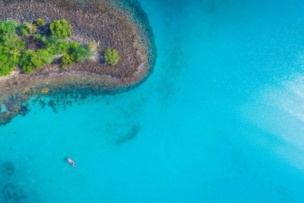 Island Development in World-Class Natural Environments