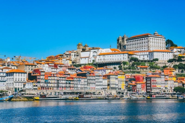 Best Portugal Residence Option for Non-EU Investors