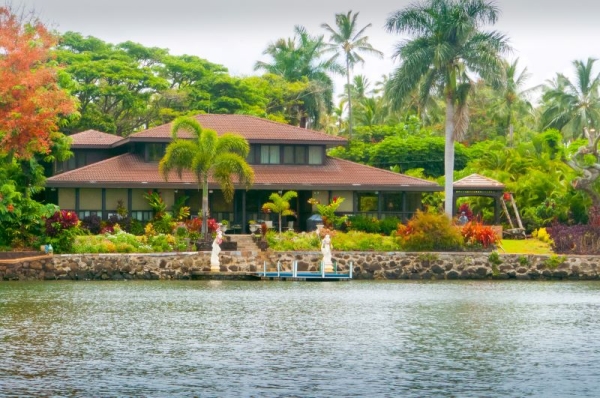 Why Professional Painting Contractors in Honolulu Are Essential for Island Homes