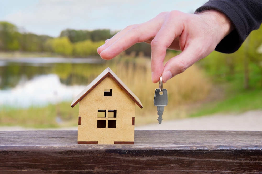Falling Mortgage Rates, Rising Supply Create Opportunity for Homebuyers This Summer, Even Amid Record-High Prices