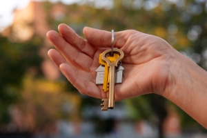 Watch Out For These Expenses and Fees When You Buy a House