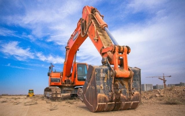 Planning to construct your own commercial property? Know these tips and tricks
