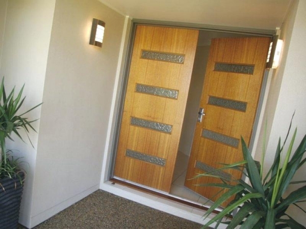 Best Ways For Securing Front Doors From Being Kicked-In