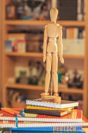 How to store your belongings to keep a clutter-free and clean home