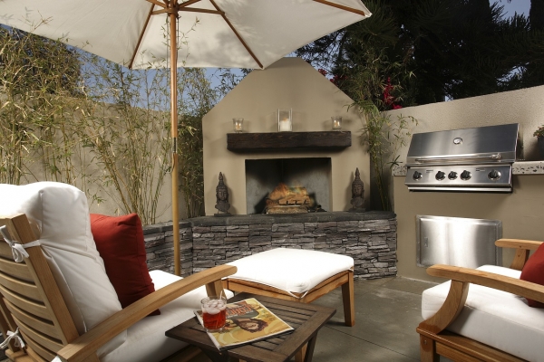 Outdoor Living Options: Patio, Porch, Veranda or Lanai