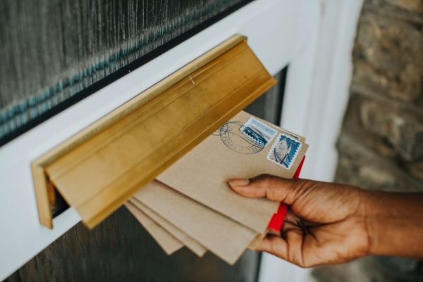 How Eye-Catching Mailers Can Drive More Leads for Real Estate Agents