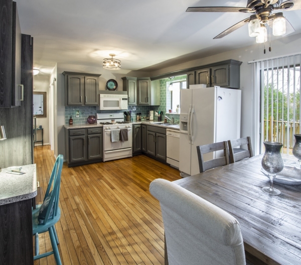 7 Attractive Alternatives to White Kitchen Designs
